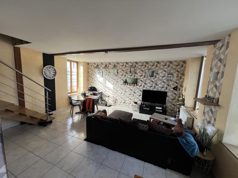 Maison - 92 m² - 4 pièces