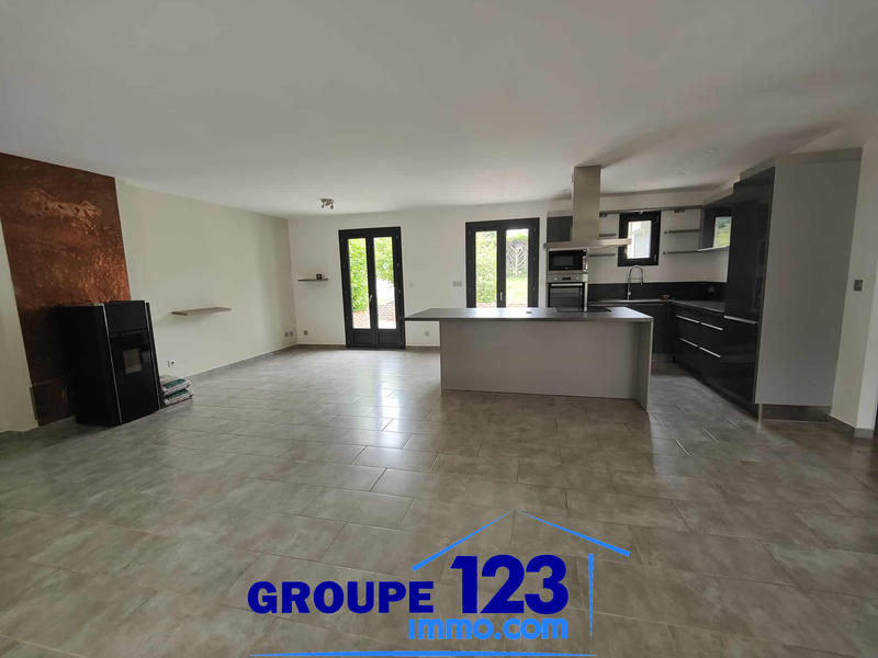 Maison - 253 m² - 7 pièces