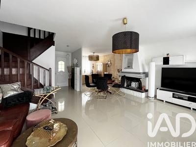 Maison - 105 m² - 5 pièces