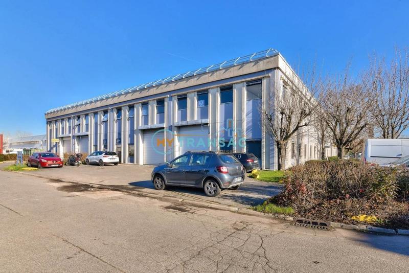 Local d'activité / Entrepôt - 498 m²