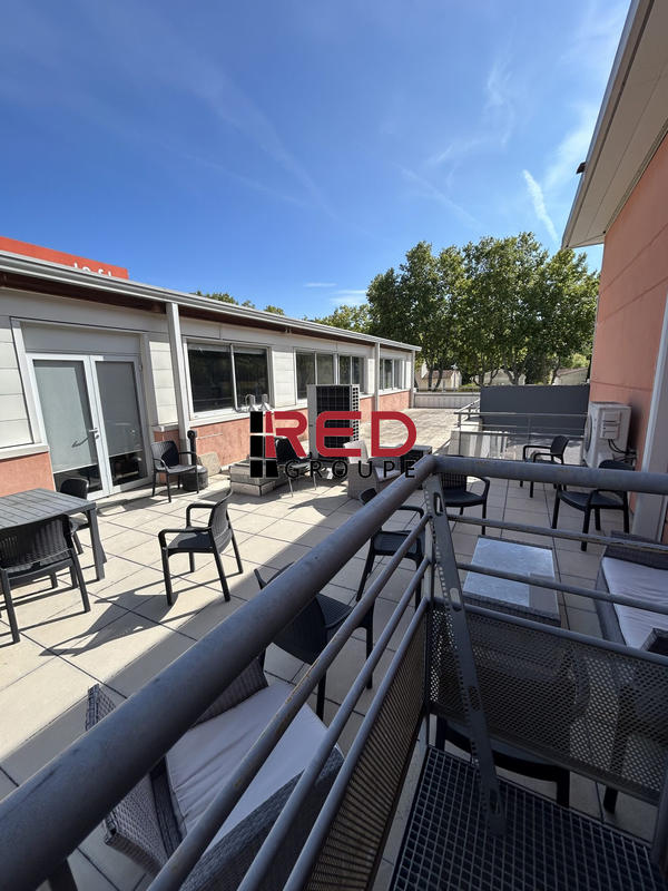 Bureau - 45 m² - 2 pièces