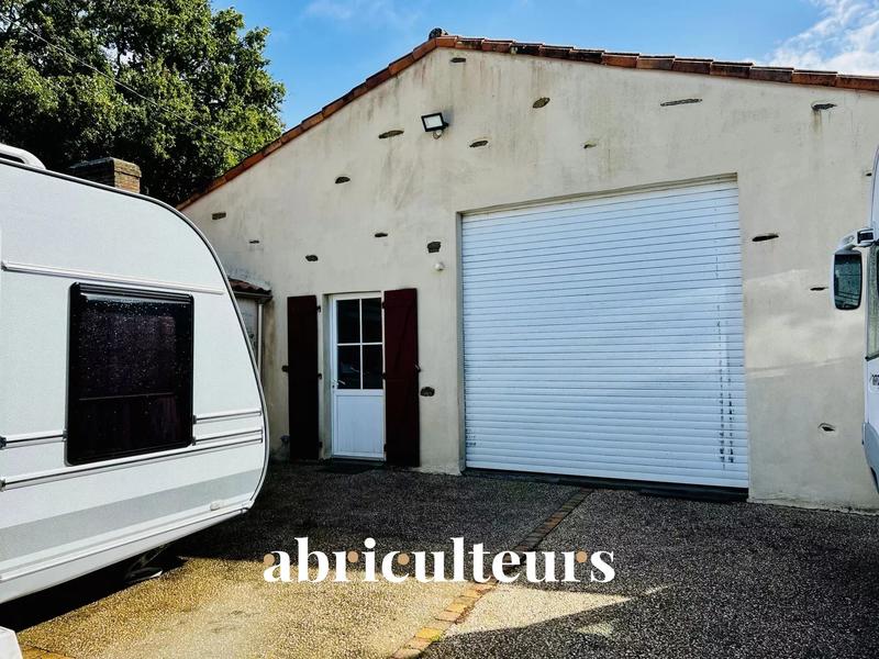 Maison - 188 m² - 8 pièces