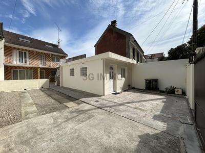 Maison - 120 m² - 6 pièces