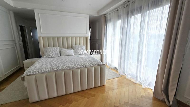 Maison d'architecte - 446 m² - 9 pièces