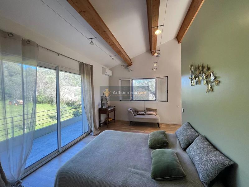 Maison - 136 m² - 4 pièces