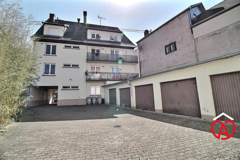 Local d'activités - 89 m² - 5 pièces