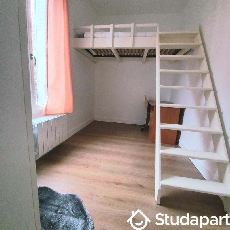 Chambre - 9 m² - 1 pièce