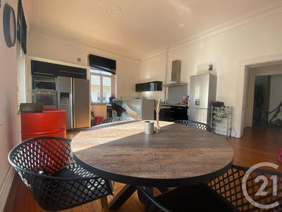 Appartement - 79 m² - 2 pièces