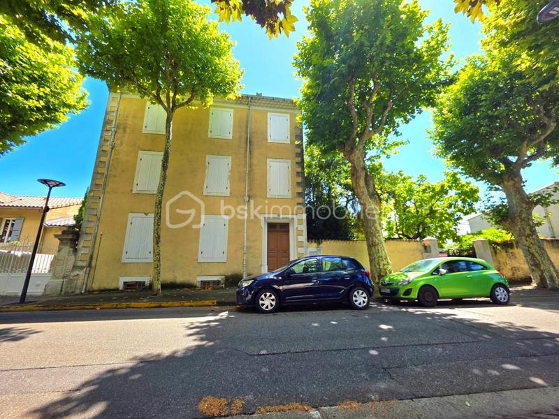 Demeure - 320 m² - 10 pièces