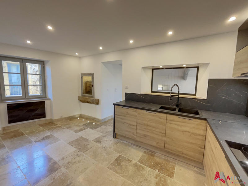 Maison - 138 m² - 5 pièces