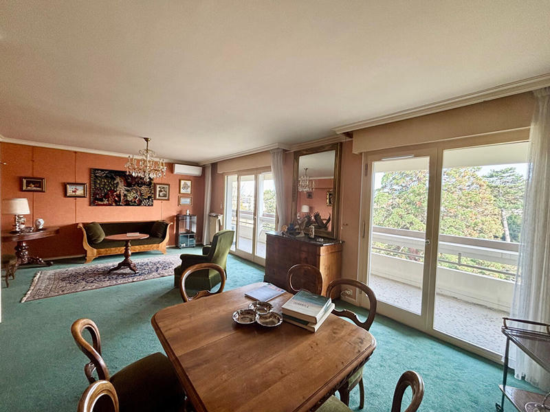 Appartement - 125 m² - 5 pièces