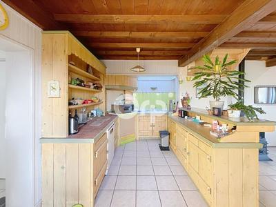 Maison - 143 m² - 5 pièces