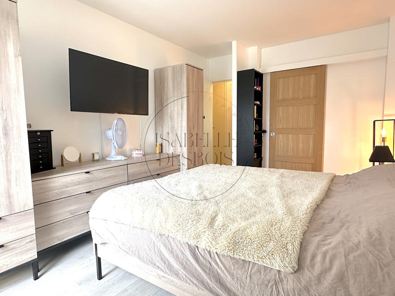 Appartement - 105 m² - 5 pièces