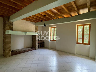 Maison - 217 m² - 5 pièces