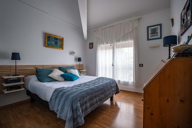 Maison - 220 m² - 7 pièces