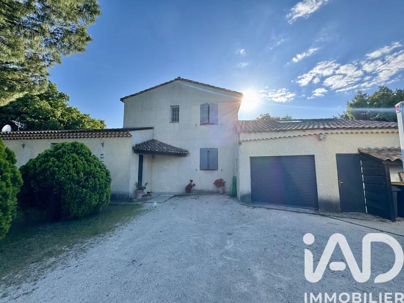 Maison - 190 m² - 10 pièces