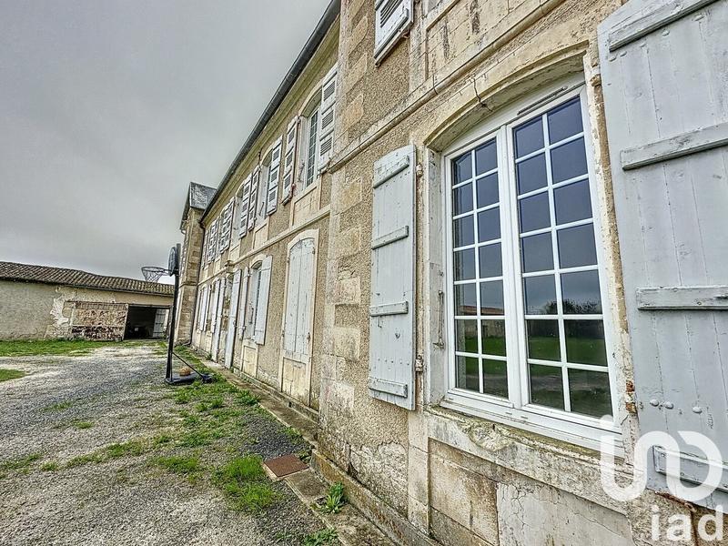 Maison - 540 m² - 14 pièces