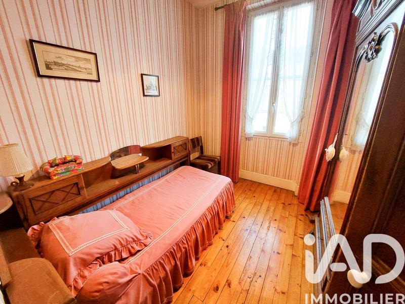 Maison - 194 m² - 14 pièces