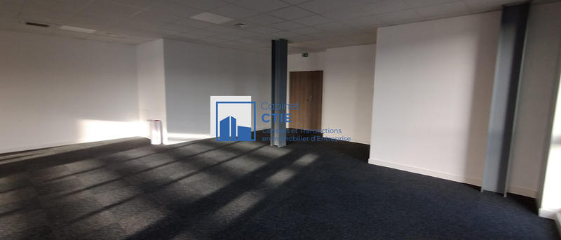 Bureau - 134 m²
