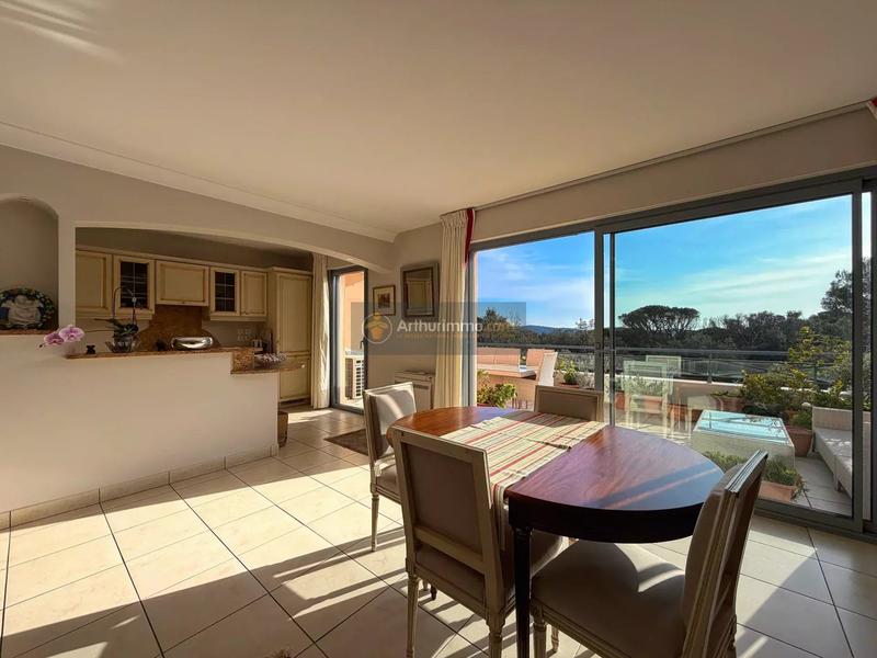 Appartement - 107 m² - 4 pièces