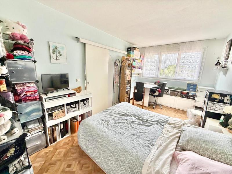 Appartement - 83 m² - 4 pièces