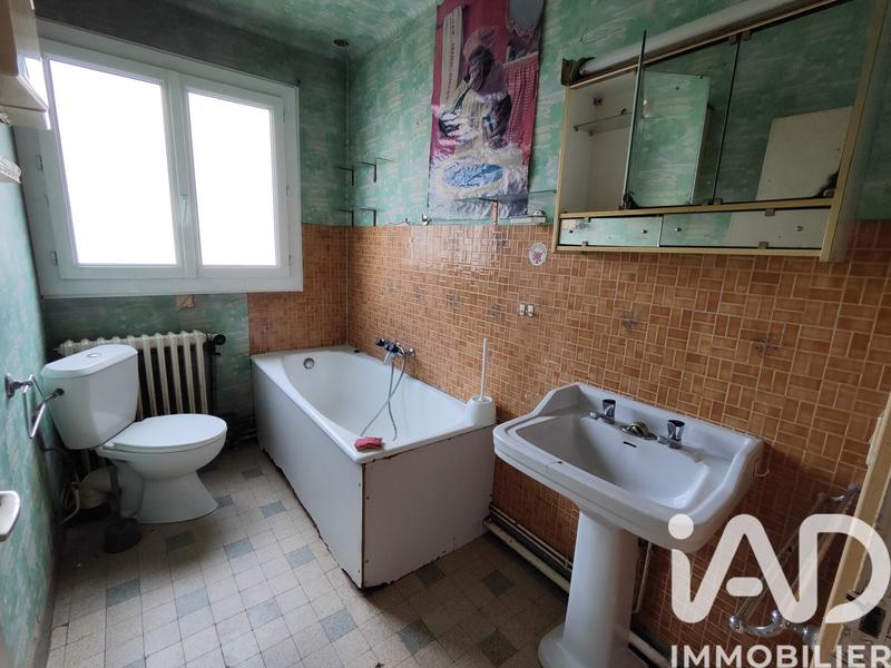 Maison - 92 m² - 5 pièces