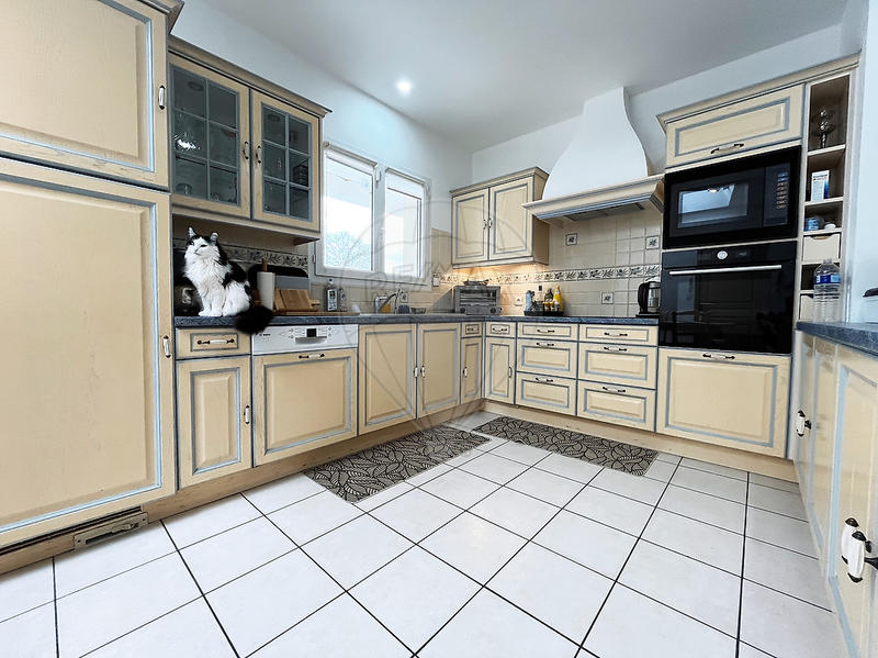 Propriété - 155 m² - 5 pièces