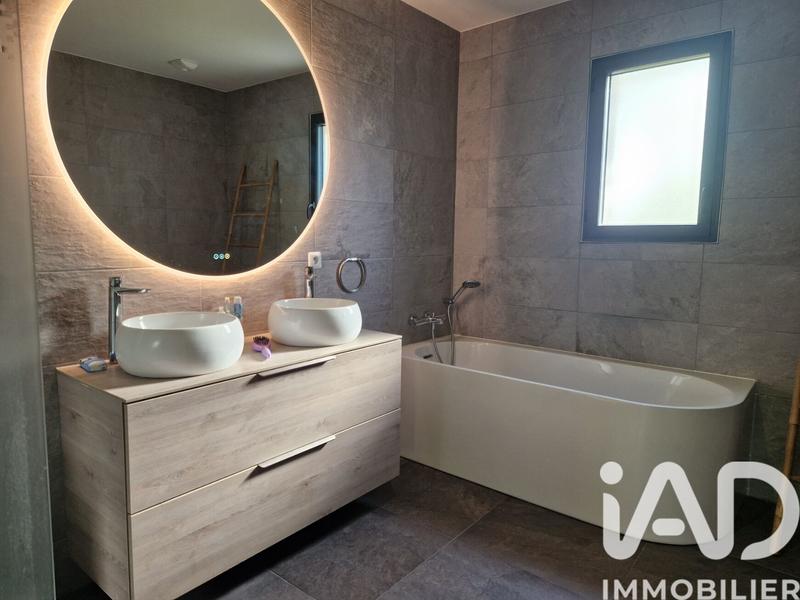 Maison - 160 m² - 6 pièces