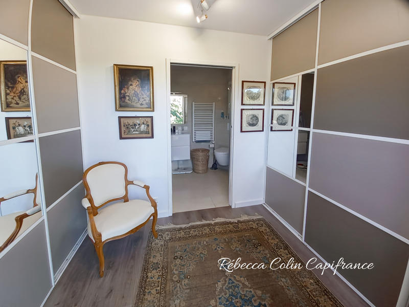 Maison - 184 m² - 6 pièces