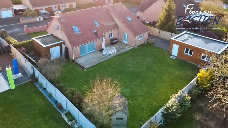 Maison - 165 m² - 9 pièces