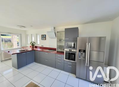 Maison - 145 m² - 4 pièces