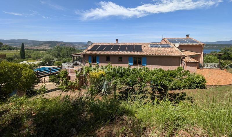 Propriété - 257 m² - 11 pièces