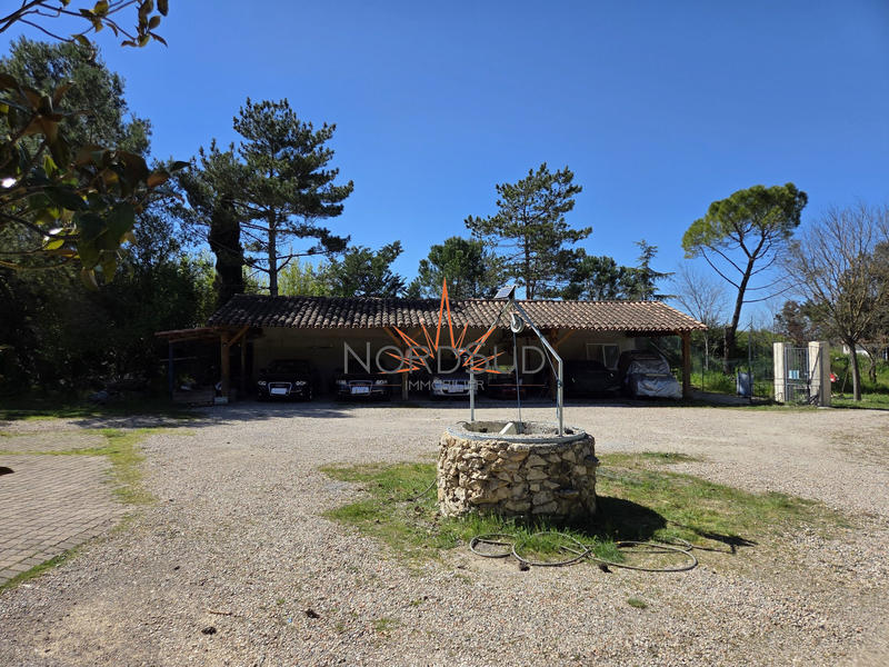 Maison - 246 m² - 6 pièces