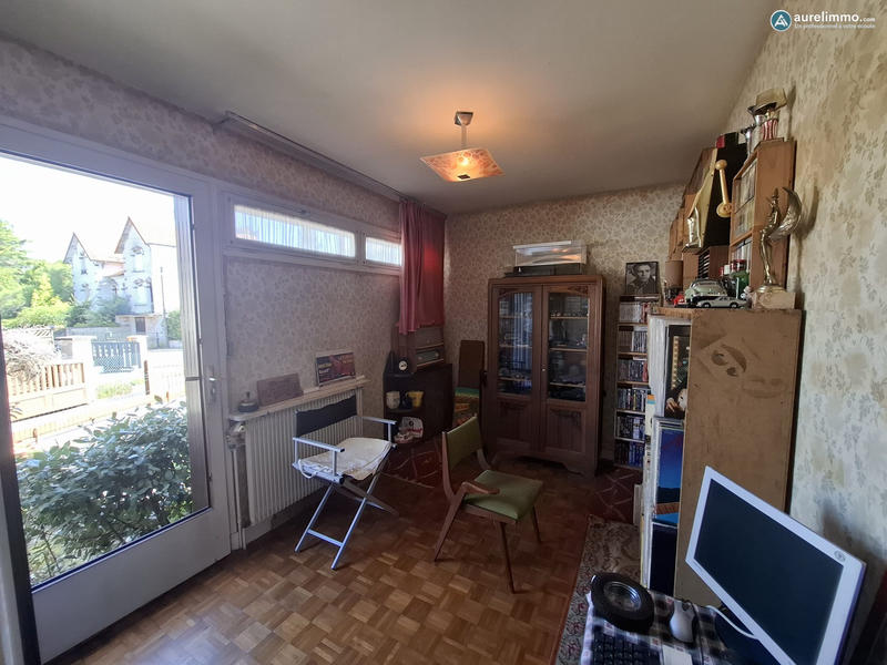 Maison - 200 m² - 7 pièces