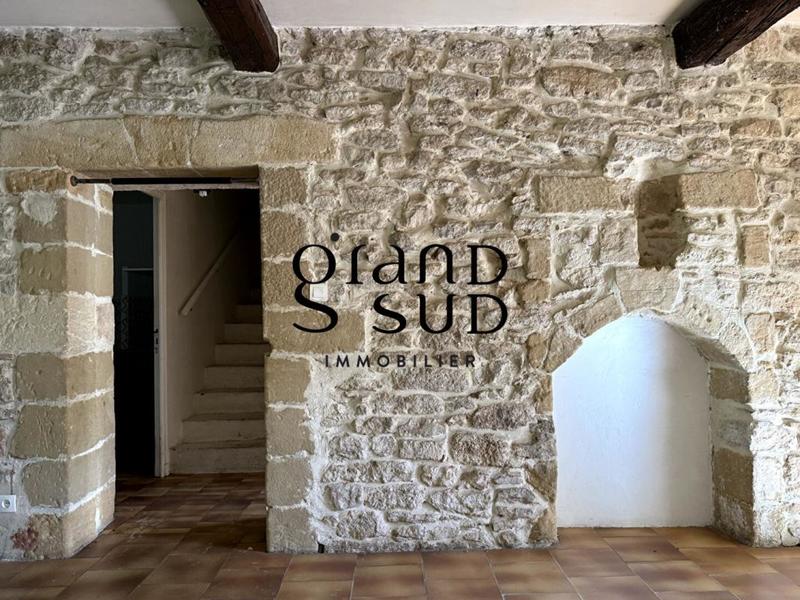 Maison de village - 250 m² - 7 pièces