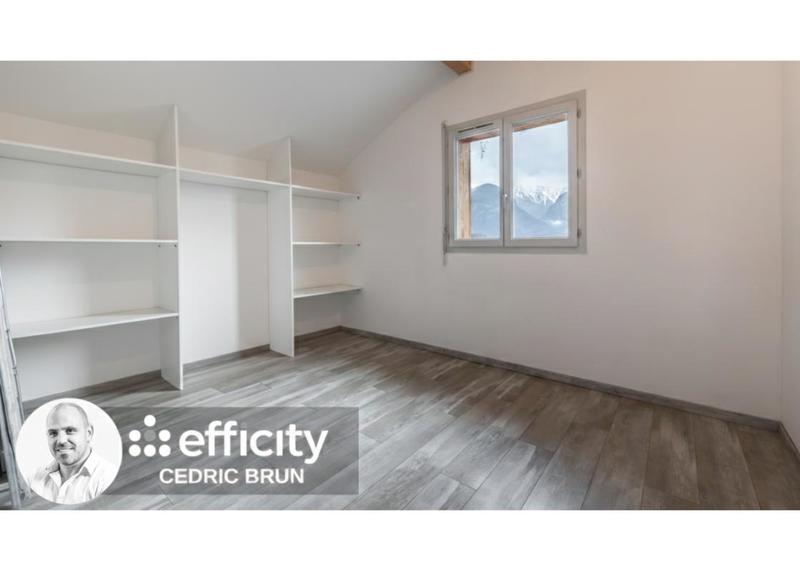 Maison - 98 m² - 4 pièces