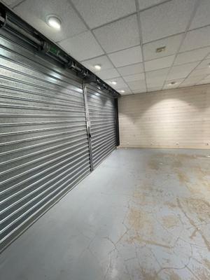 Local commercial - 272 m² - 5 pièces