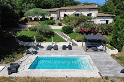 Villa - 226 m² - 5 pièces