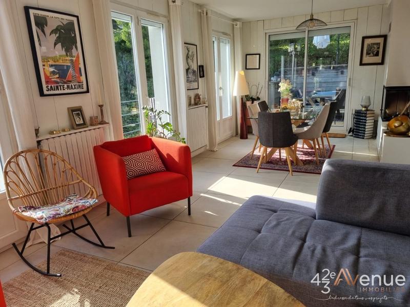 Maison - 152 m² - 6 pièces