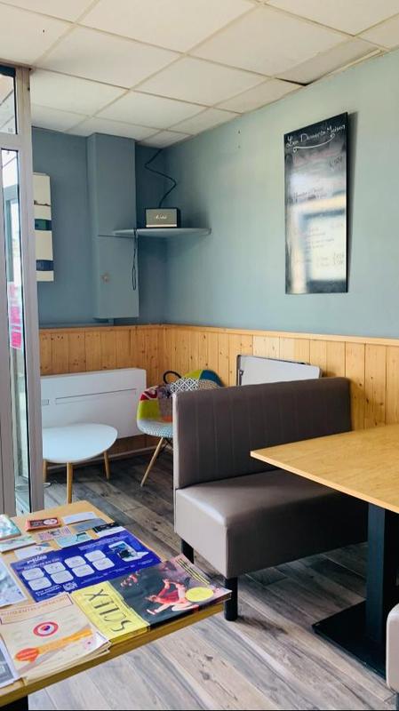 Fonds de commerce - Magasins - 90 m²