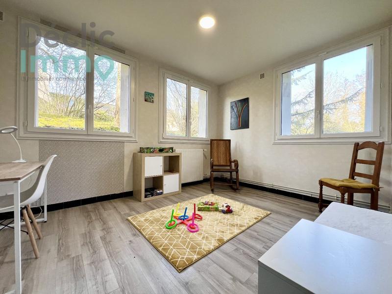 Appartement - 164 m² - 7 pièces