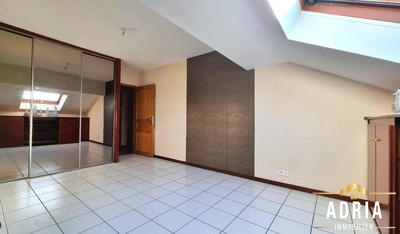 Appartement - 95 m² - 4 pièces