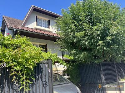 Maison - 177 m² - 8 pièces