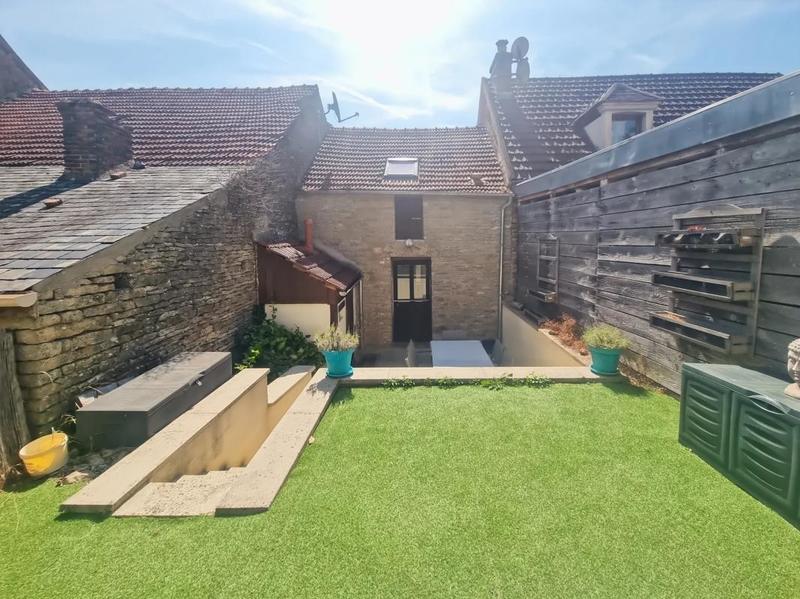 Maison - 60 m² - 6 pièces