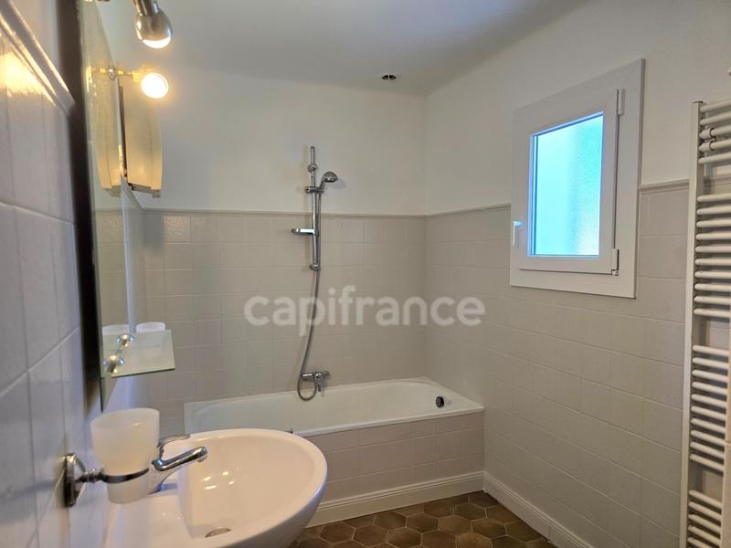 Maison - 180 m² - 5 pièces