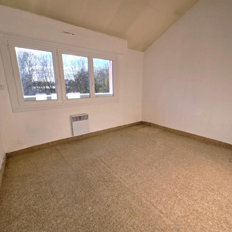 Maison - 93 m² - 6 pièces