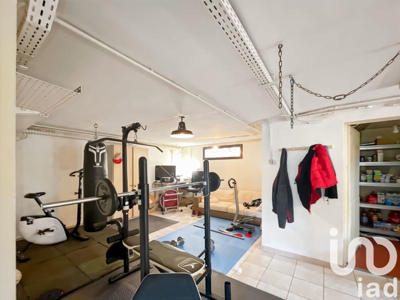 Maison - 200 m² - 8 pièces