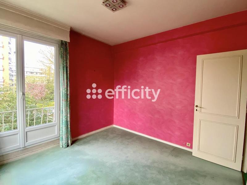 Appartement - 174 m² - 8 pièces