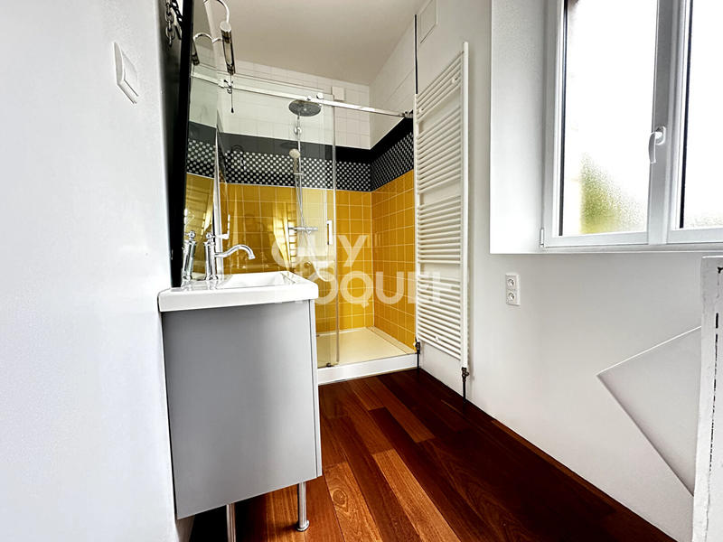 Maison - 175 m² - 6 pièces