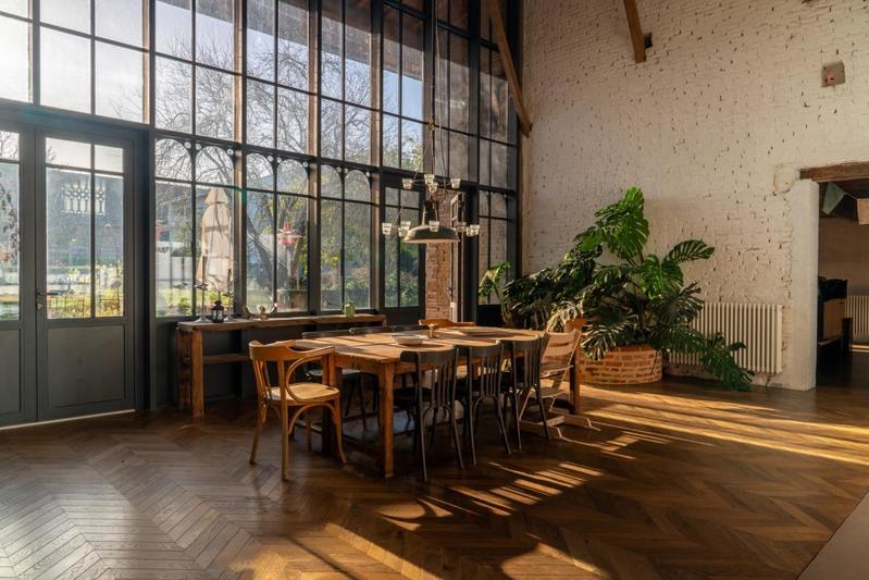 Propriété - 435 m² - 11 pièces